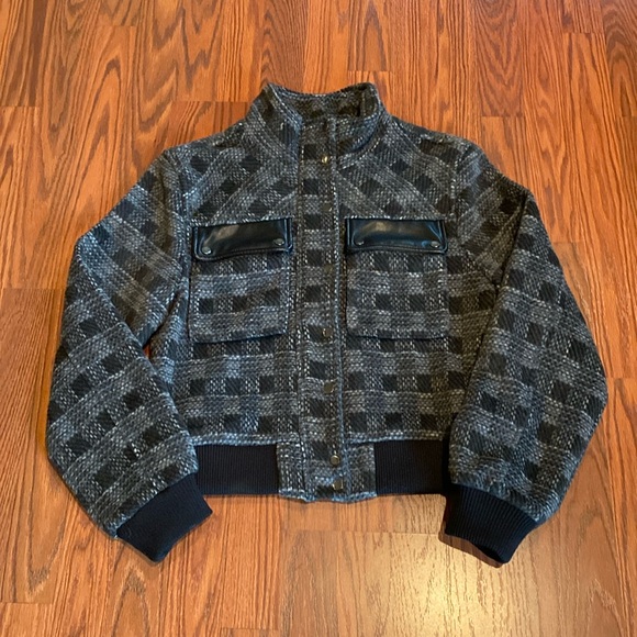 Bagatelle Collection short soft jacket. Size S - Picture 1 of 3